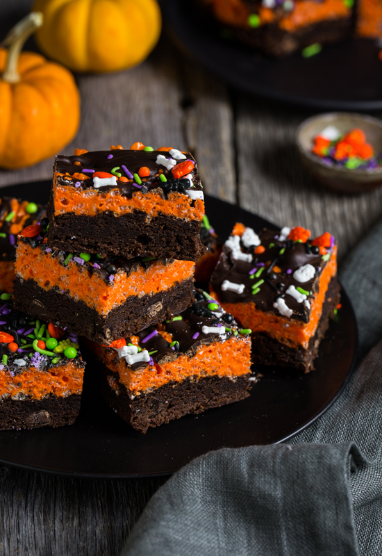 Halloween Brownie Cereal Treats | Campfire Marshmallows